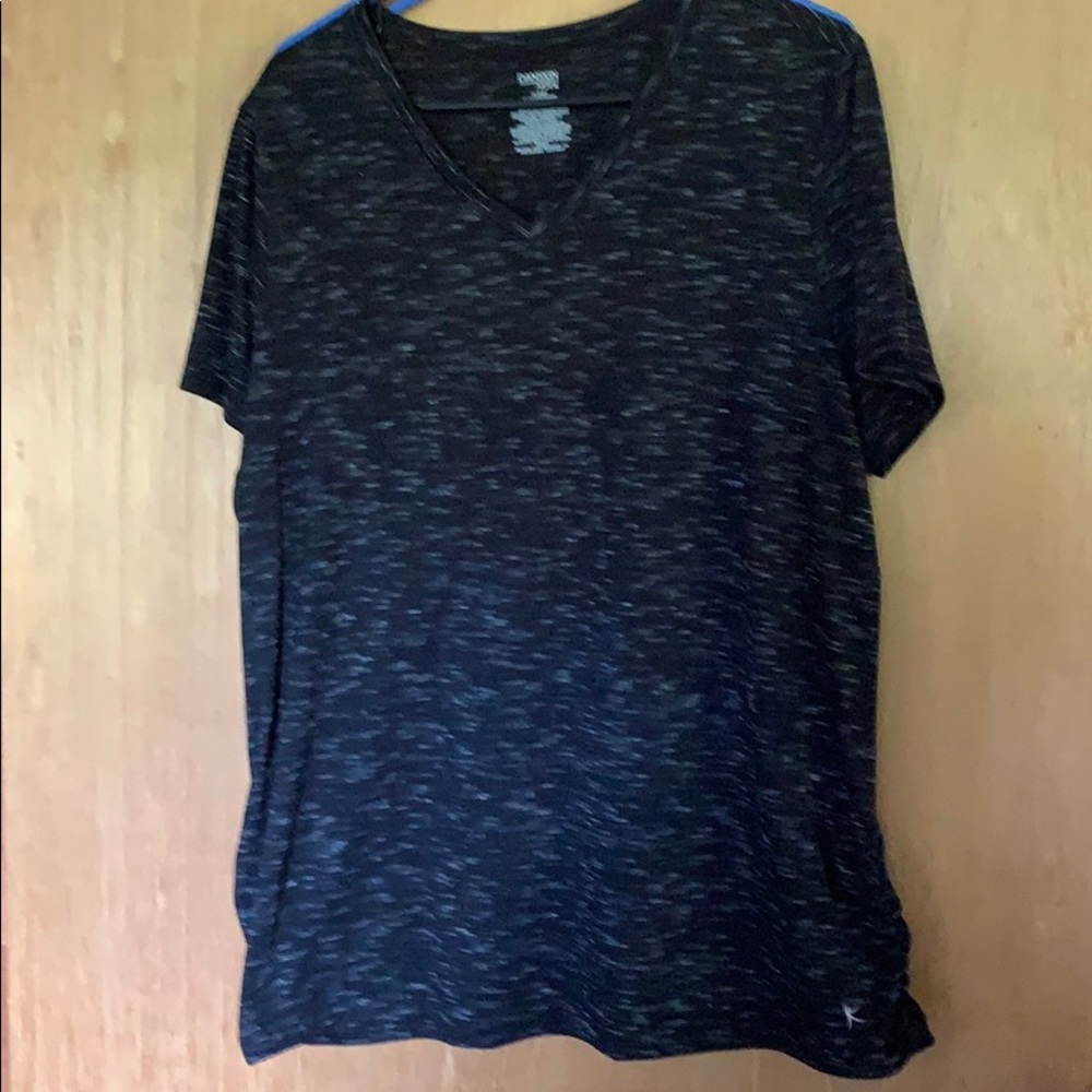 Tee excellent condition worn 1 time.